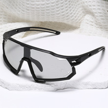 新款大框遮阳户外运动防风镜变色骑行护目眼镜男女时尚偏光太阳镜