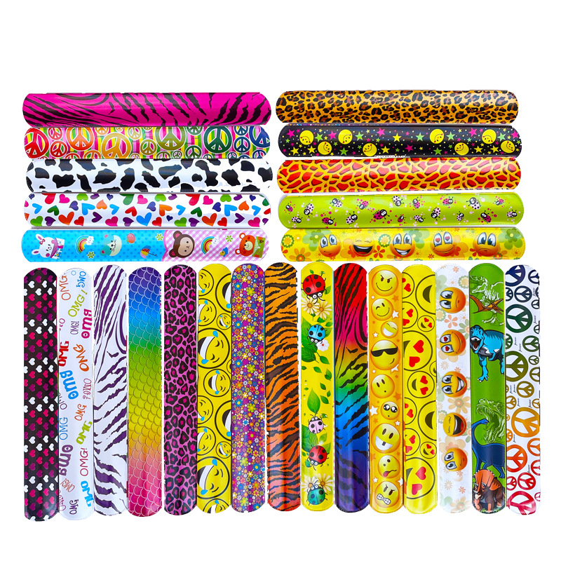 Anillo de presión de dibujos animados para niños retro anillo de presión impreso en forma de corazón pulsera de fiesta de cumpleaños transmisión transfronteriza