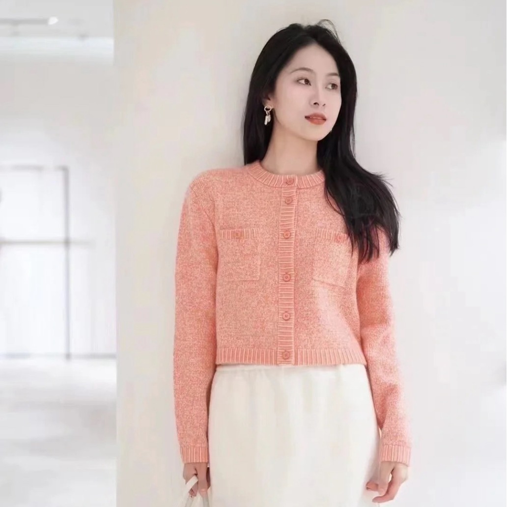 ICI * LE Xiaohe cashmere knitted cardigan women's Chanel style short conseini wool coral knitted coat