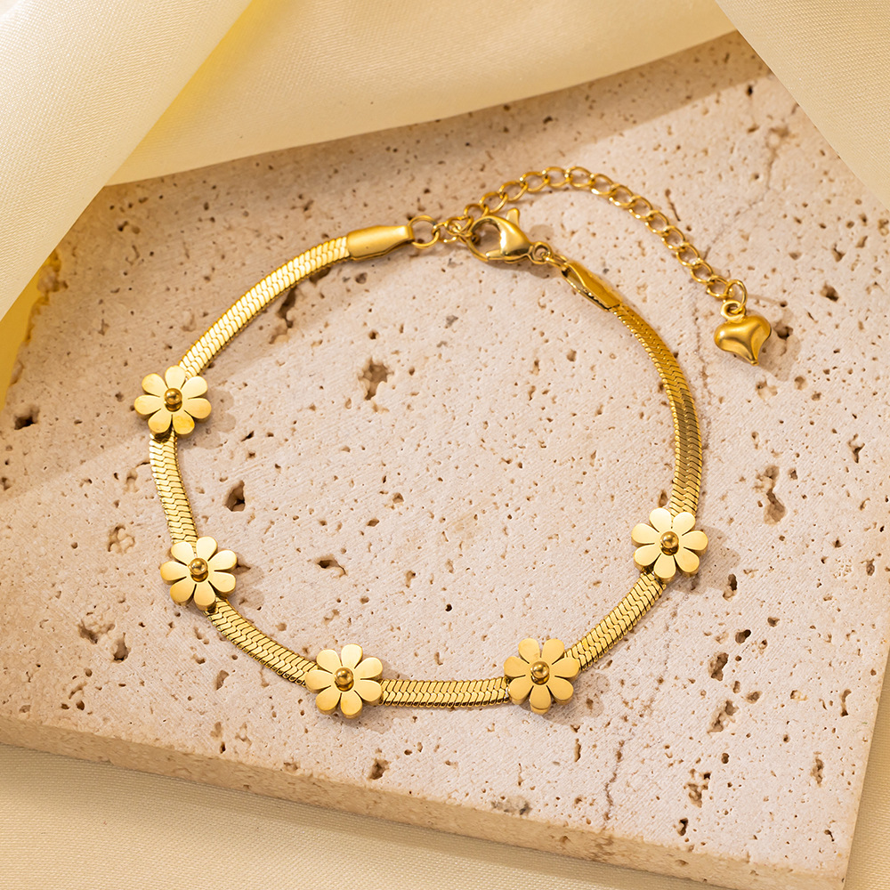 25g Weight 0.03µm-0.05µm Gold Plating Thickness PVD Coated Gold Plating Process 18K Real Gold Plated Plating Material 304 Stainless Steel Pendant Material Zircon Inlay Material Bracelets Classification 304 Stainless Steel Chain Material Cuban Link Chain Curb Chain, box chain, Twisted Rope Chain, snake chain, figaro chain Chain Type 1 Piece Quantity Daily Occasion 304 Stainless Steel Material Eye, Flower, Butterfly Pattern Women's Gender Casual, Simple Style Style Enamel, Inlay Craft Casual Simple Style Eye Flower Butterfly Titanium Steel Zircon Bracelets In Bulk 27