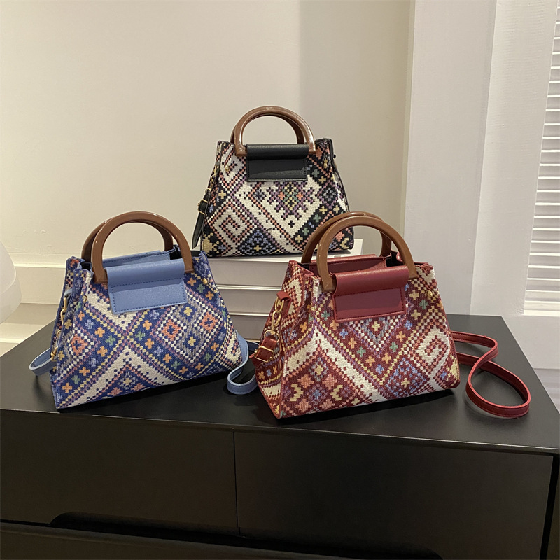 Trendy New 2023 Women's Small Bag, Fashionable Plaid Crossbody Bag, Canvas Shoulder Bag, Simple and Elegant Handbag