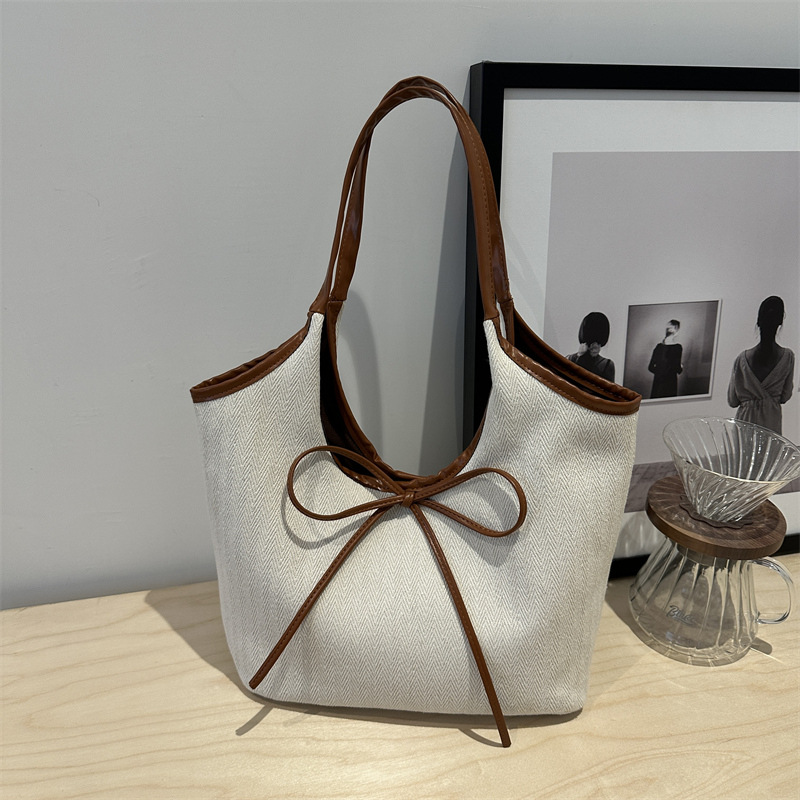 2024 new commuting fashion handbag personal korean style niche personality tote bag women‘s shoulder underarm bag shoulder bag