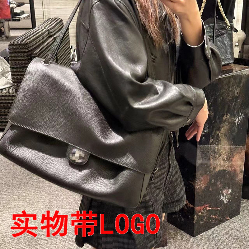 Original High-Quality Chanel 26 Large Leather Flap Bag with Large Capacity, Maxi Flap Shoulder Underarm Tote Bag Original High-Quality Chanel 26 Large Leather Flap Bag with Large Capacity, Maxi Flap Shoulder Underarm Tote Bag