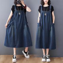 胖妹妹牛仔背带连衣裙女2023夏季宽松大码遮肉中长款大摆吊带裙