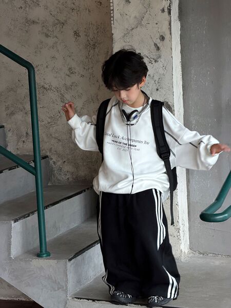 Autumn children's sweatshirt for leisure for boys