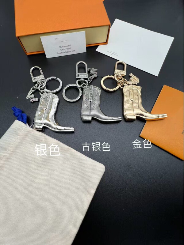 1 Pair of Fashionable and Creative Metal Western Cowboy Boot Pendants for Car Use, Light Luxury Keychain Accessories