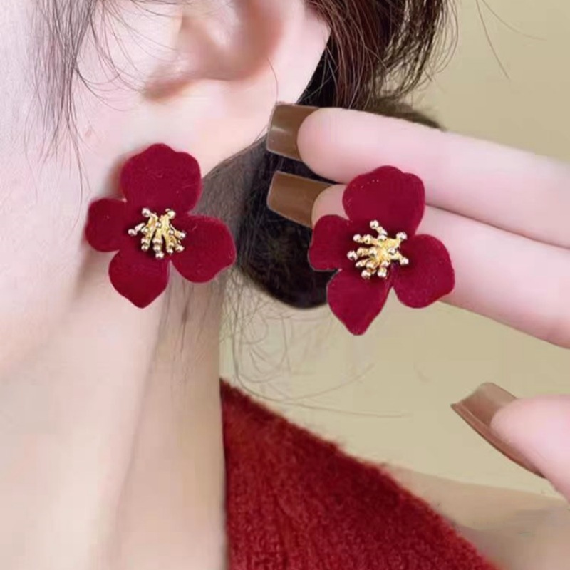 Red fashionable retro extra large earrings