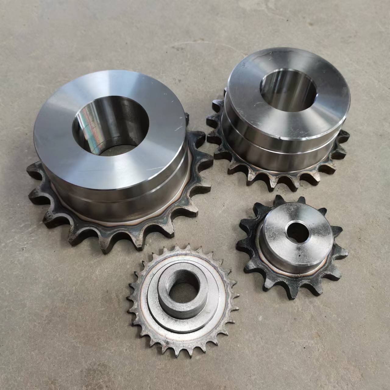 联轴器 齿轮联轴器 链轮联轴器 梅花联轴器 花键轴