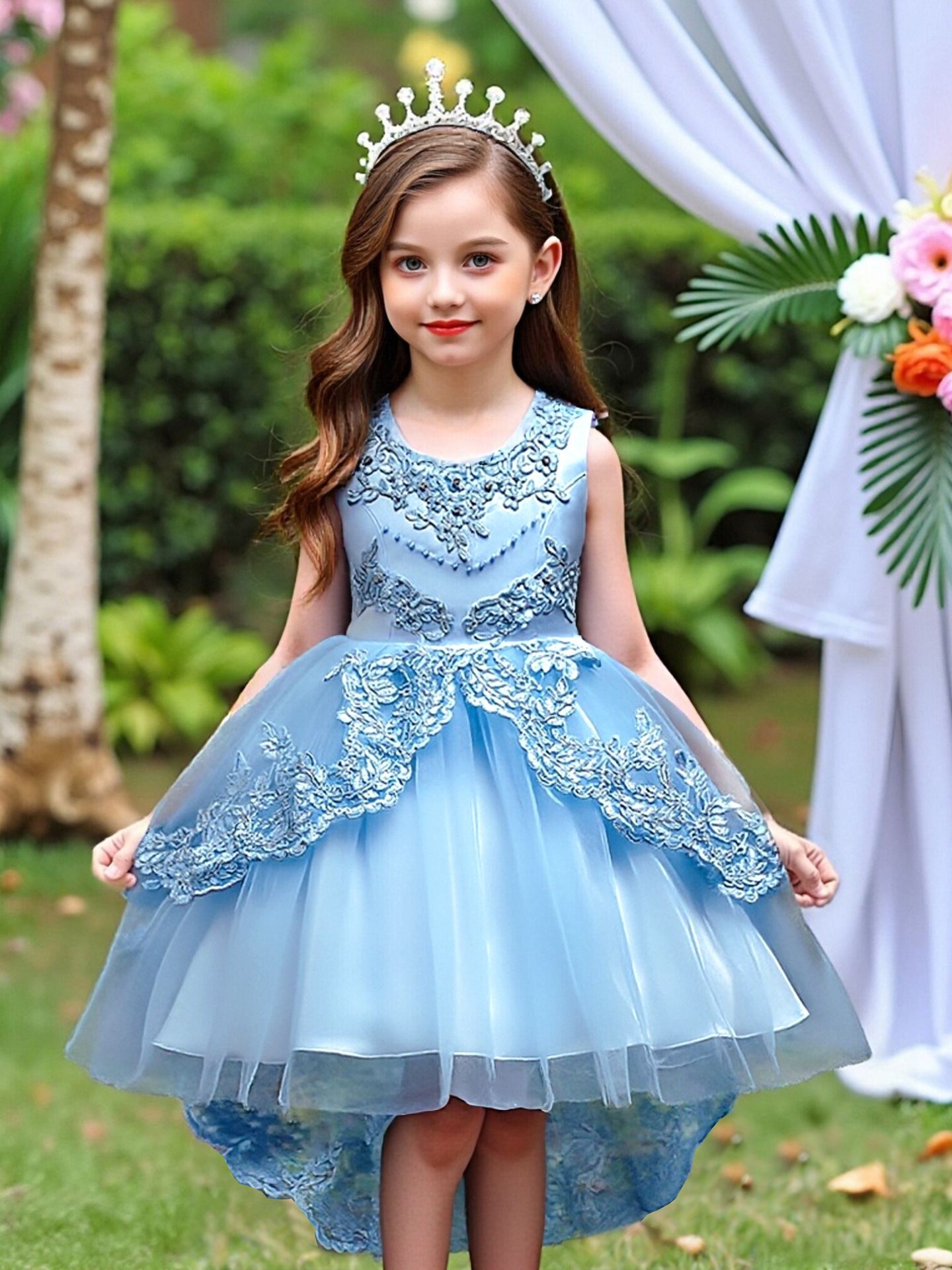 Светло-синий