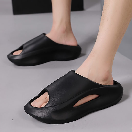 Men's Slippers Summer Outfit 2025 New Indoor Home Couple Non-Slip Slip Slippers Men's Sports Slippers