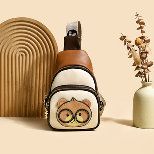 Foreign trade contrast color elegant chest bag for women 2024 new high-grade bear cartoon shoulder classic all-match shoulder bag for women