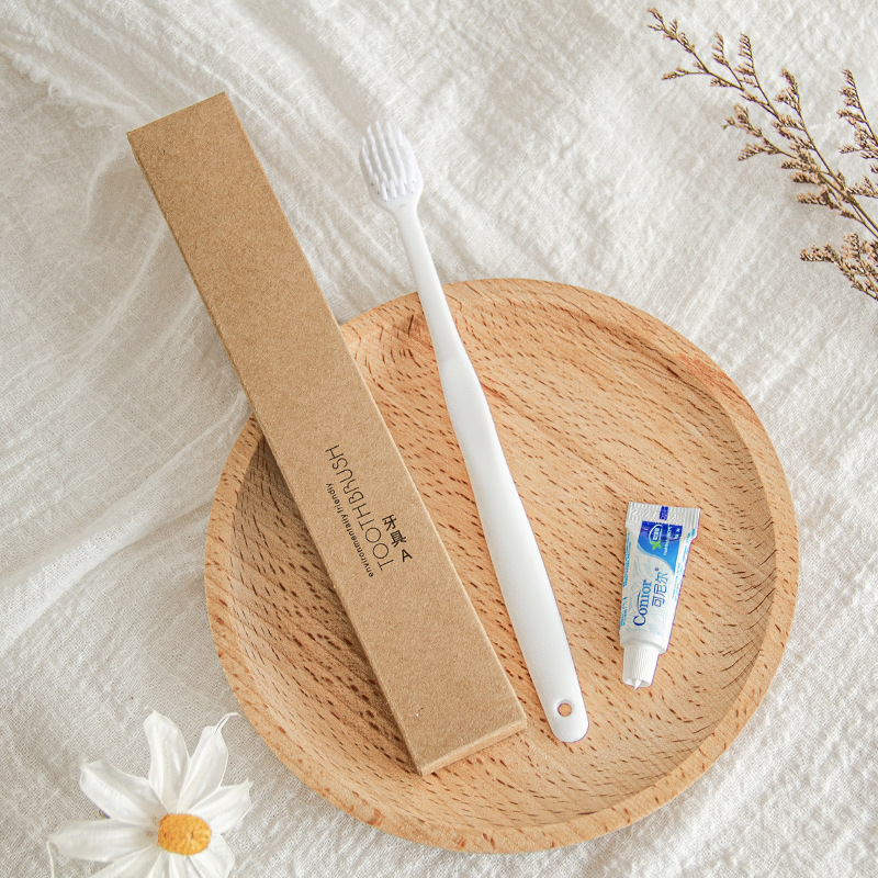 使い捨て歯ブラシ、スターホテル用品、高級B&B、歯磨き粉付き使い捨て歯ブラシ、旅行用品|undefined