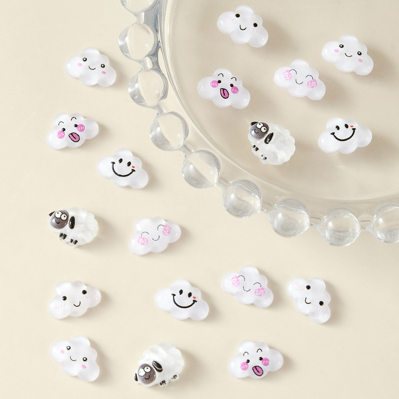Cute Cartoon Nail Art Accessories White Cloud Sheep Cute Wearable Nails Mobile Phone Case Accessories