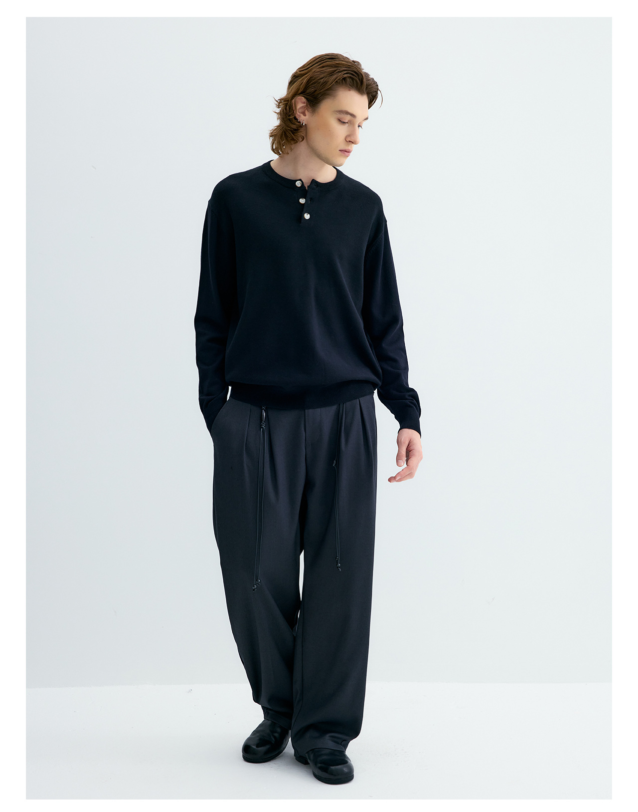 UNF 250g Henley Knit Sweater