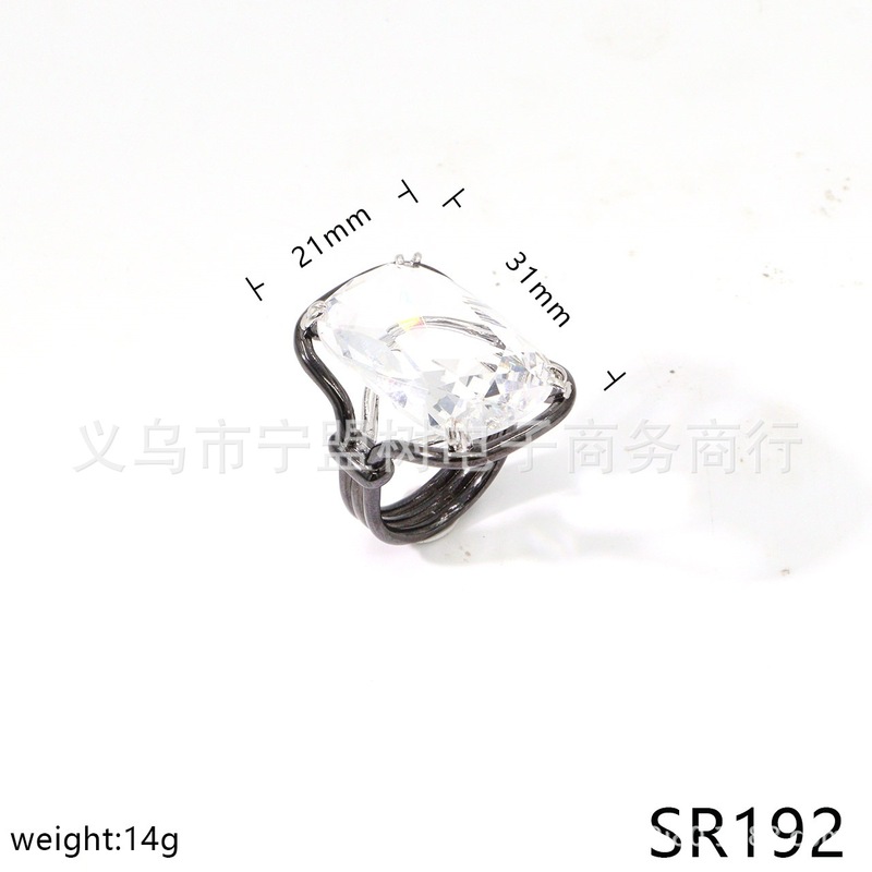 【新品】白色水晶方形多面切割工艺清透清冷高级手镯项链戒指套装|undefined