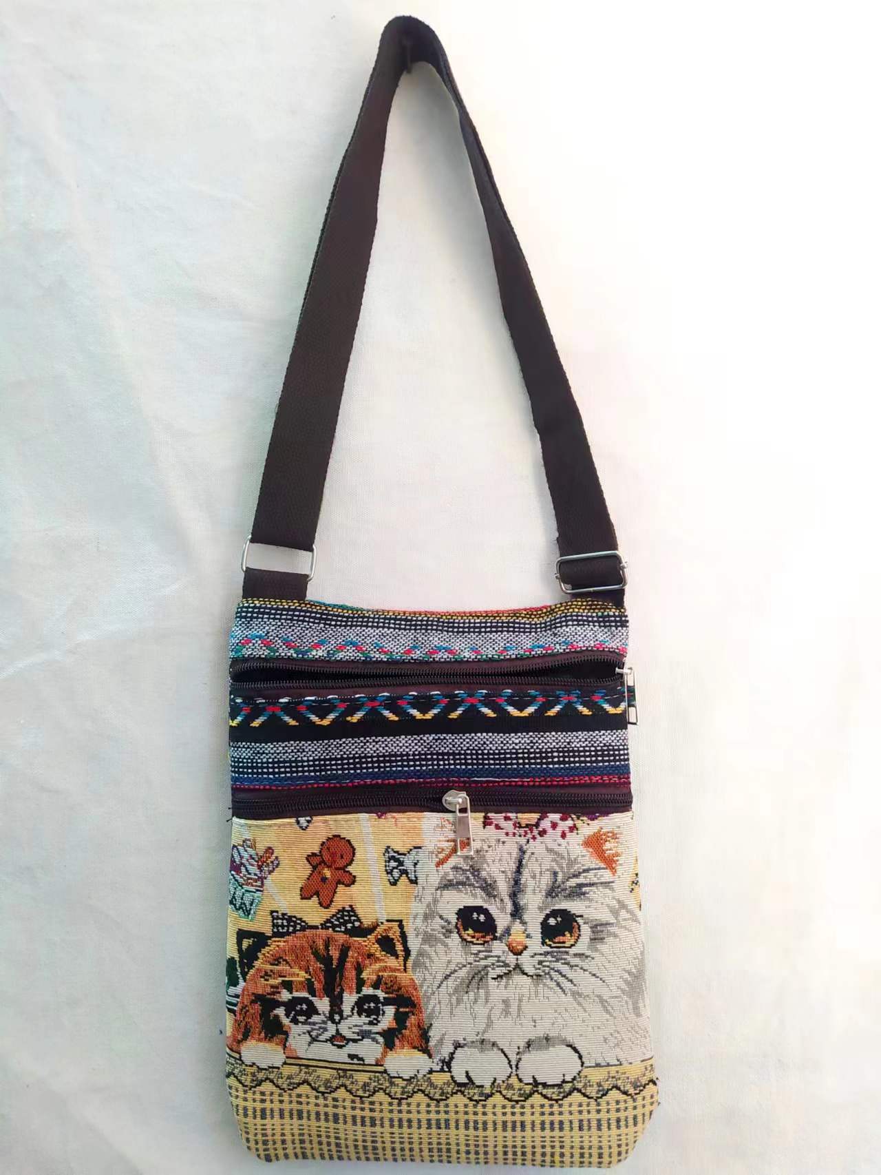 Estilo étnico bordado elefante dibujos animados bolsa de mensajero Dai bolsa de hombro de viaje de las mujeres teléfono móvil bolsa de hombro lateral