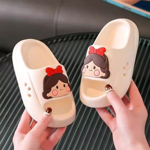Children's Slippers 2024 New Home Non-Slip Slippers for Large Children Cute Little Girls Bathing and Feeling Children's Sandals