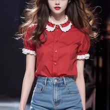 上衣女2024年新款今年流行的漂亮红色娃娃领撞色衬衫独特超好看