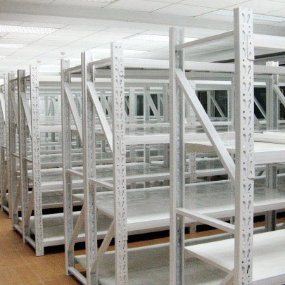 中型1.5米货架，表面除油除锈后静电喷涂，经久耐用，稳定性好，