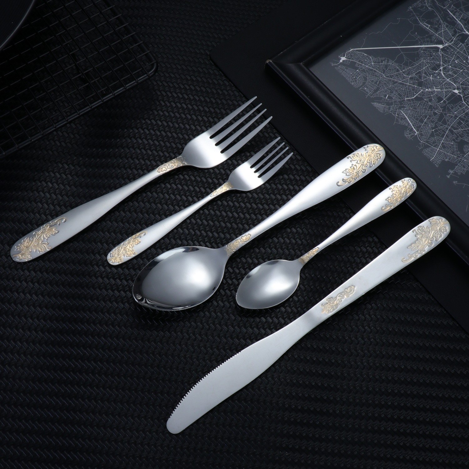 Cross-border stainless steel series embossed pattern western-style tableware exquisite retro gold-plated craft creative knife, fork and spoon suit