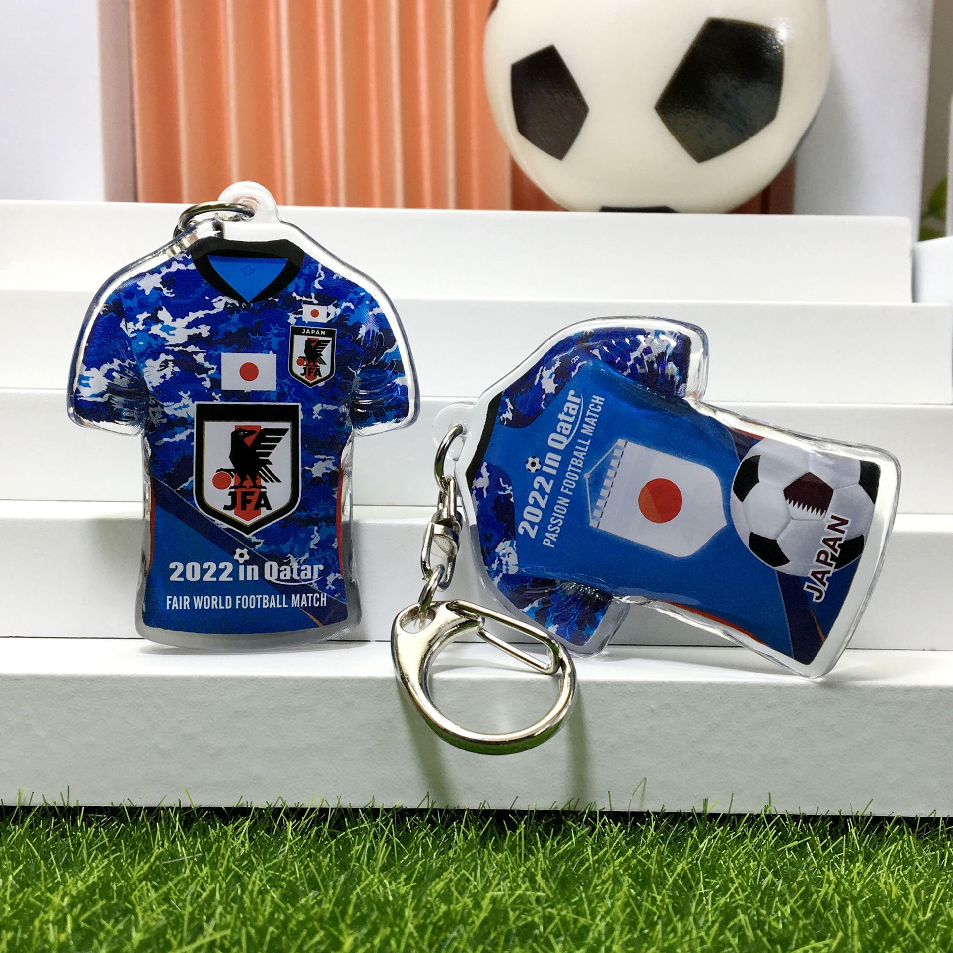 日本队-队徽+旗帜+足球