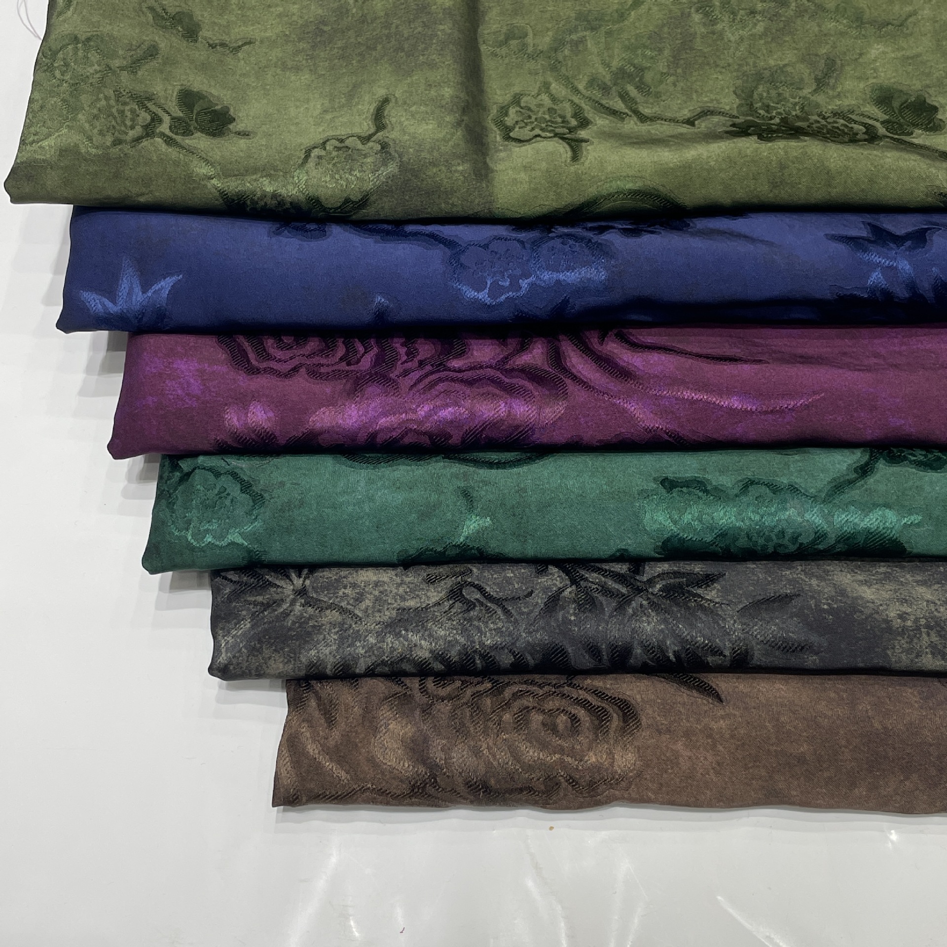 全人丝提花印花面料 连衣裙 旗袍 西服批发