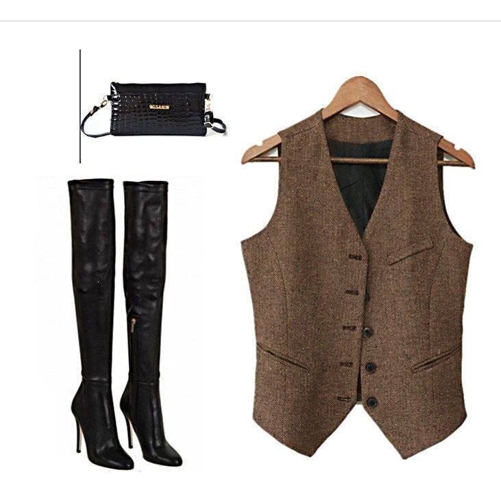 Autumn and winter British retro style equestrian vest for women, new versatile and stylish outerwear in coffee color, popular herringbone pattern blend
