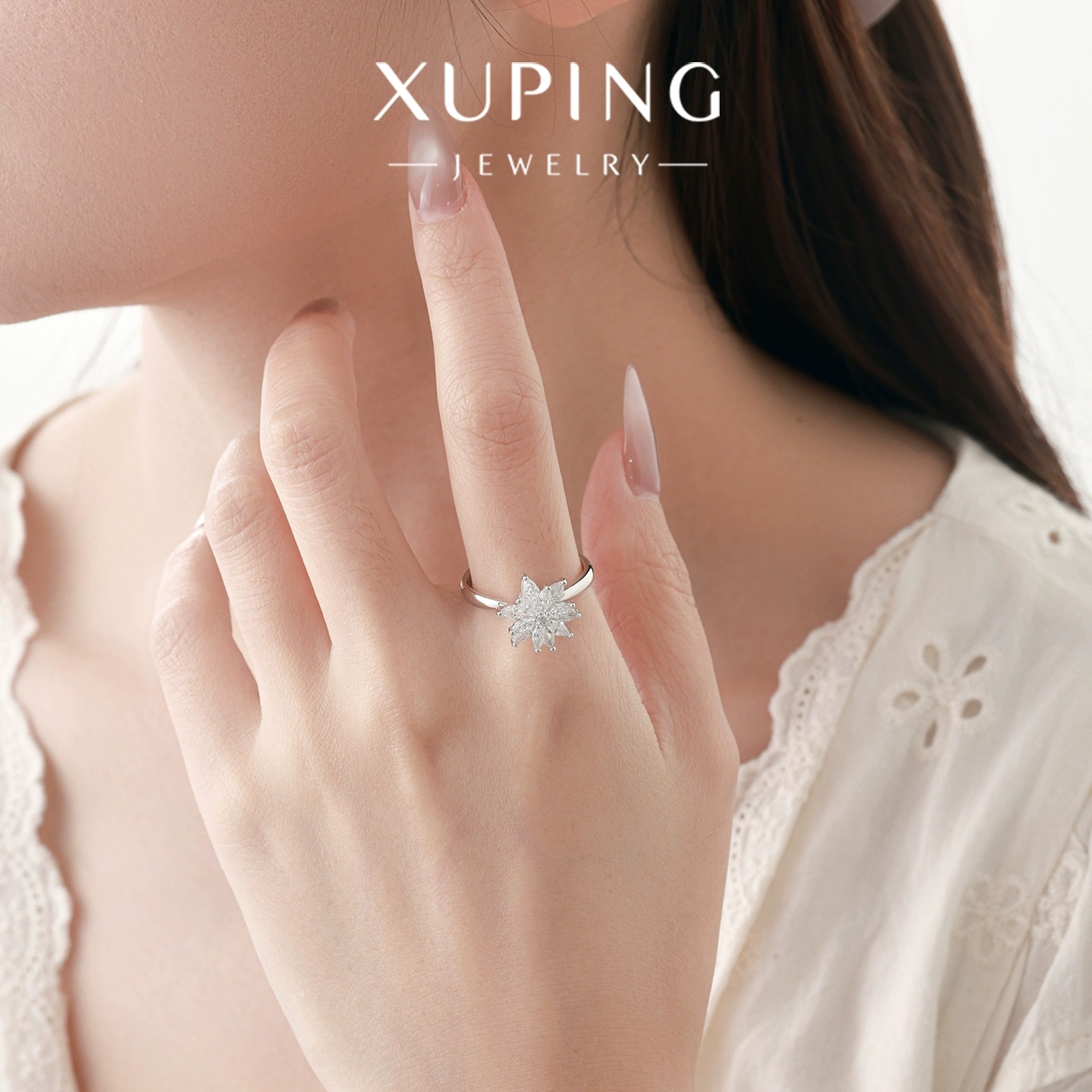 Xuping nuevo anillo giratorio de sol de moda nicho de diseño elegante temperamento simple anillo de dedo para mujeres