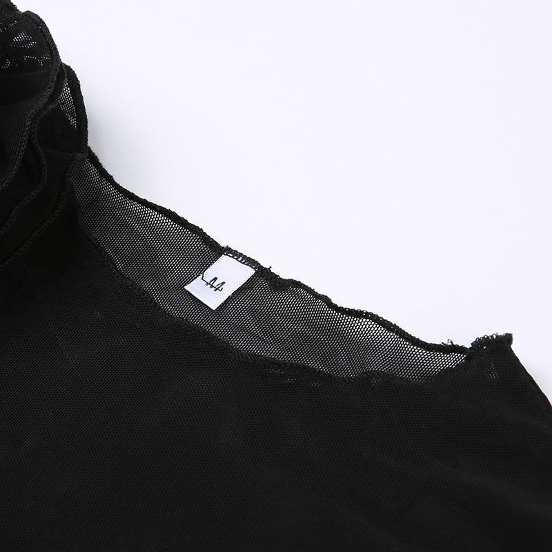 Title 16, Chaleco de diseño nicho con detalles de madera ...