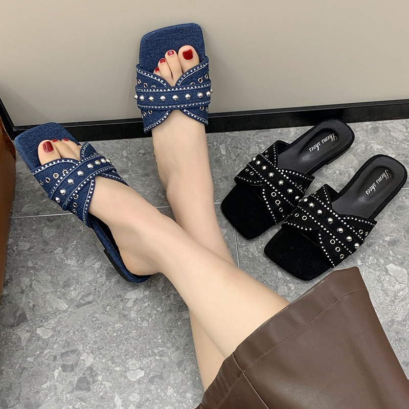 Women's Vintage Style Roman Style Solid Color Rivet Square Toe Slides Slippers display picture 18