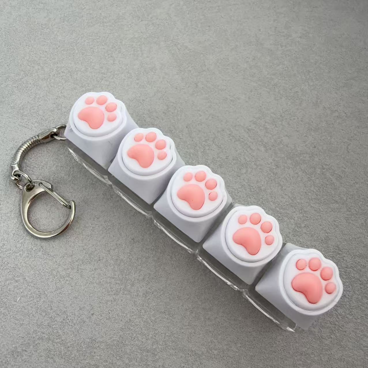 Five-button transparent shell-white cat claw-snake bone chain