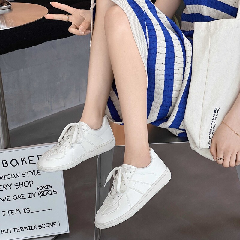 2025 Spring New Genuine Leather Discount Round Toe Deep Mouth Lace-Up Low Heel Flats White Shoes Versatile Casual Women's Shoes