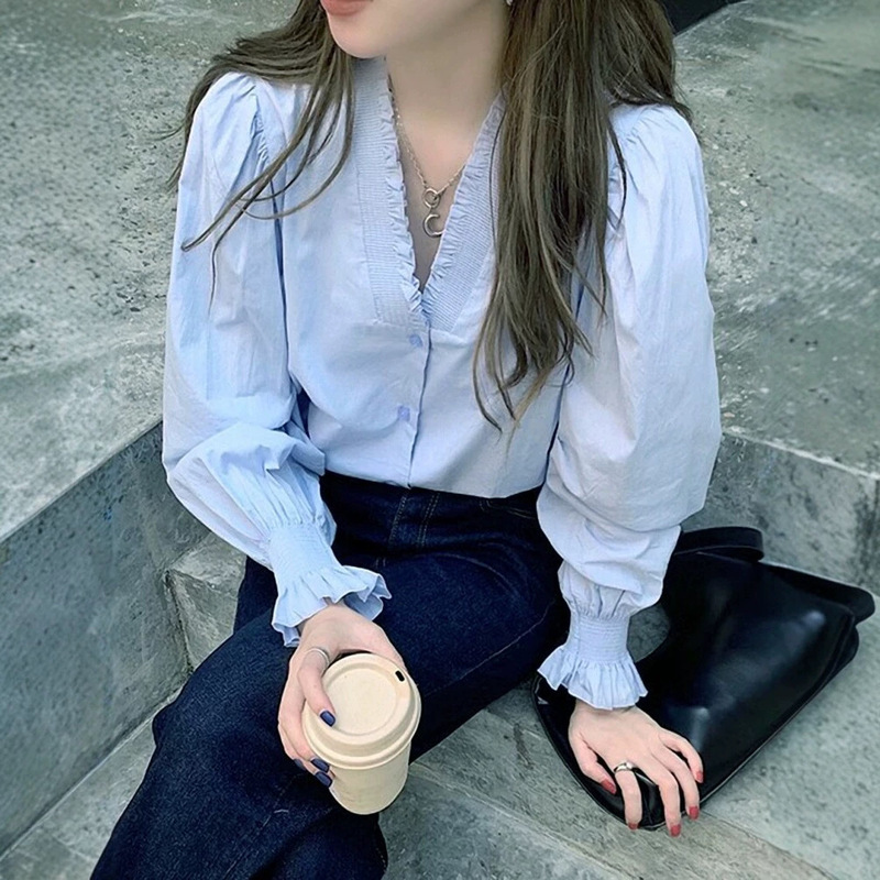 Women's white shirt with ruffled stand-up collar, French style, puff sleeves, lace cuffs, gentle style, long-sleeved base shirt for autumn