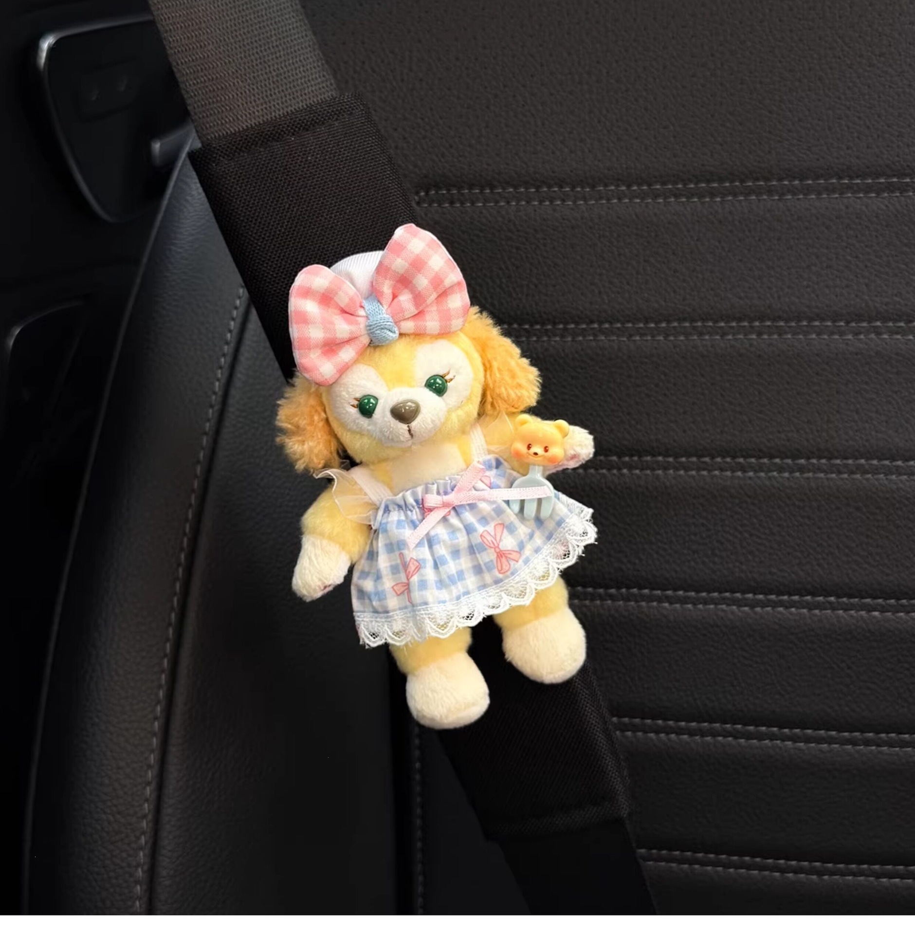 Cute car seatbelt shoulder pads for women, anti-chafing for car interiors, a pair for couples, LinaBell and StellaLou