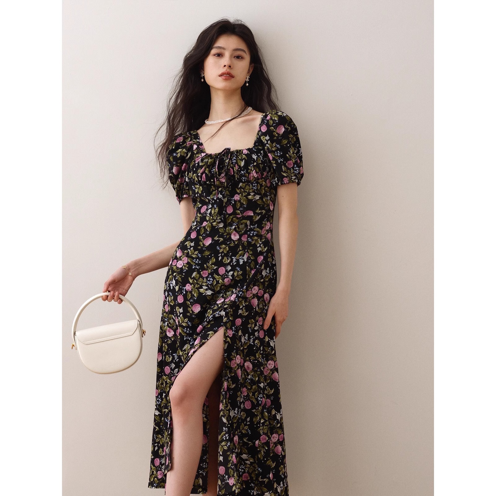 Summer retro fitted elegant brace