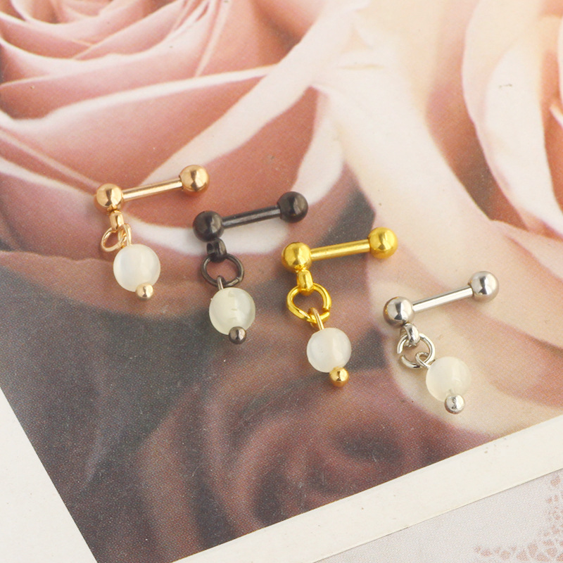 Pointed titanium steel lip stud product view