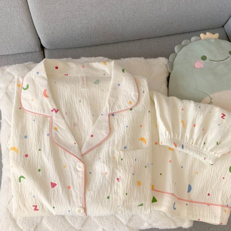 Verano nuevo pijama de algodón nube de niñas impresión de tamaño grande suelta dos conjuntos de dormitorio se puede usar ropa de hogar