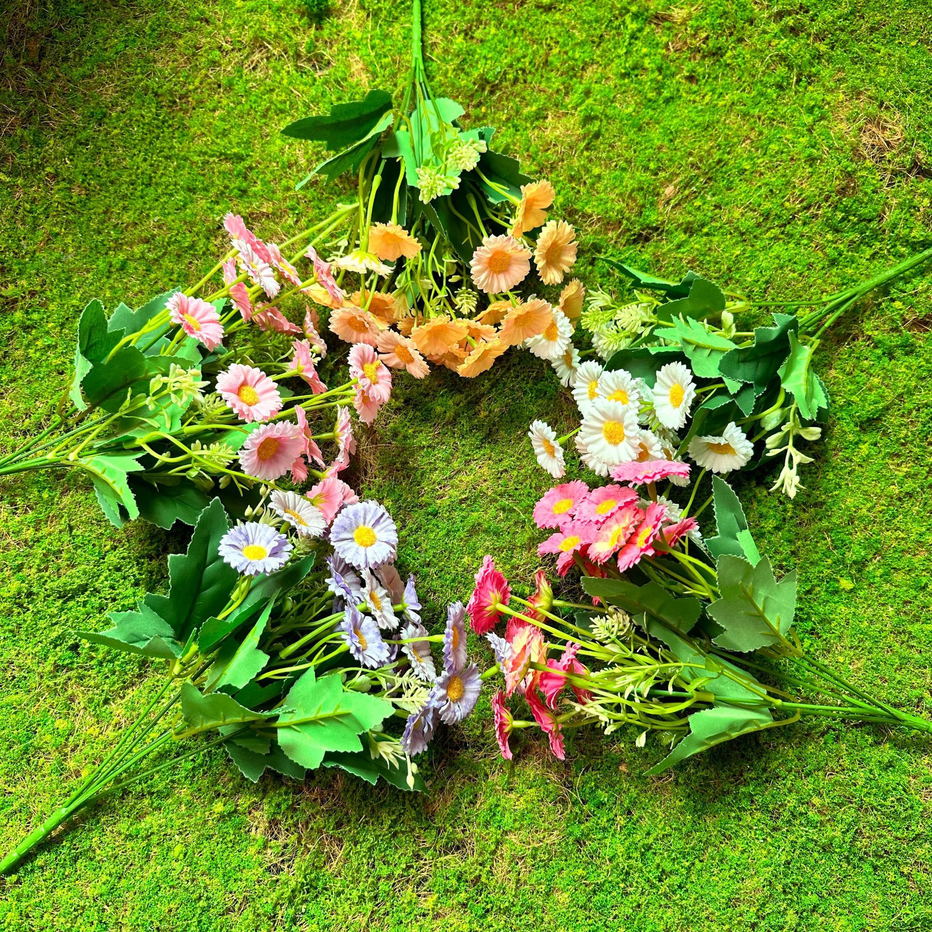 Flores artificiales, margaritas, decoración de la mesa de la sala de estar, flores falsas, arreglos florales de alta gama, accesorios de disparo