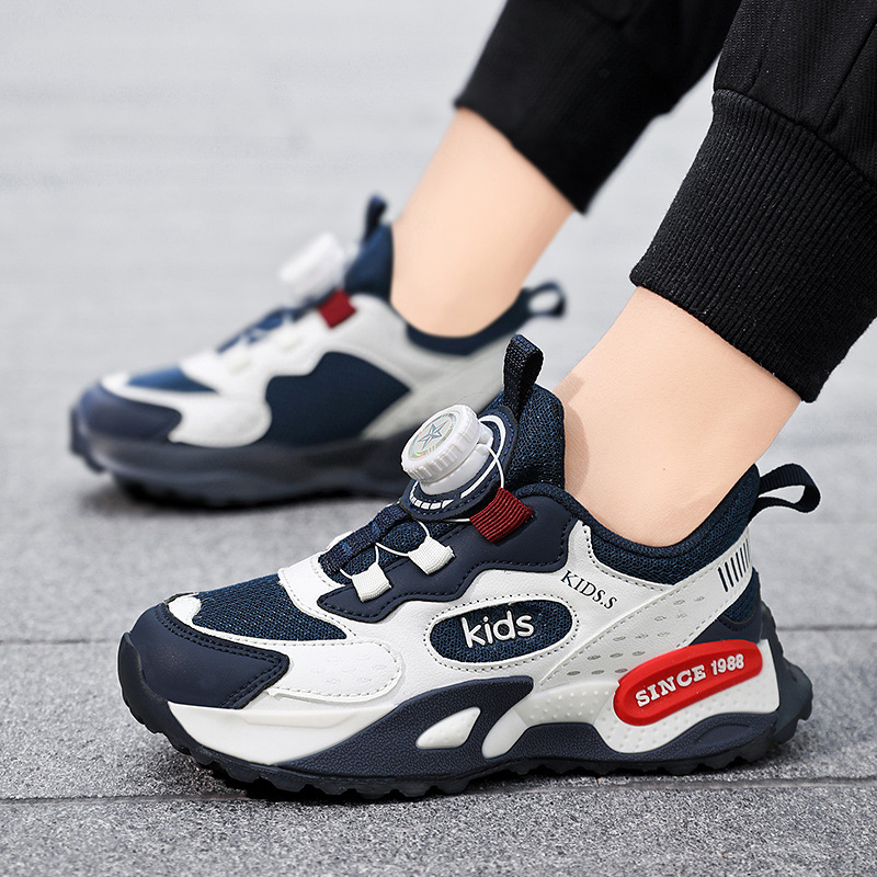 Zapatos de niñas 2025 nuevo otoño doble red zapatos de deporte transpirables para niños zapatos anti-deslizantes para niños grandes