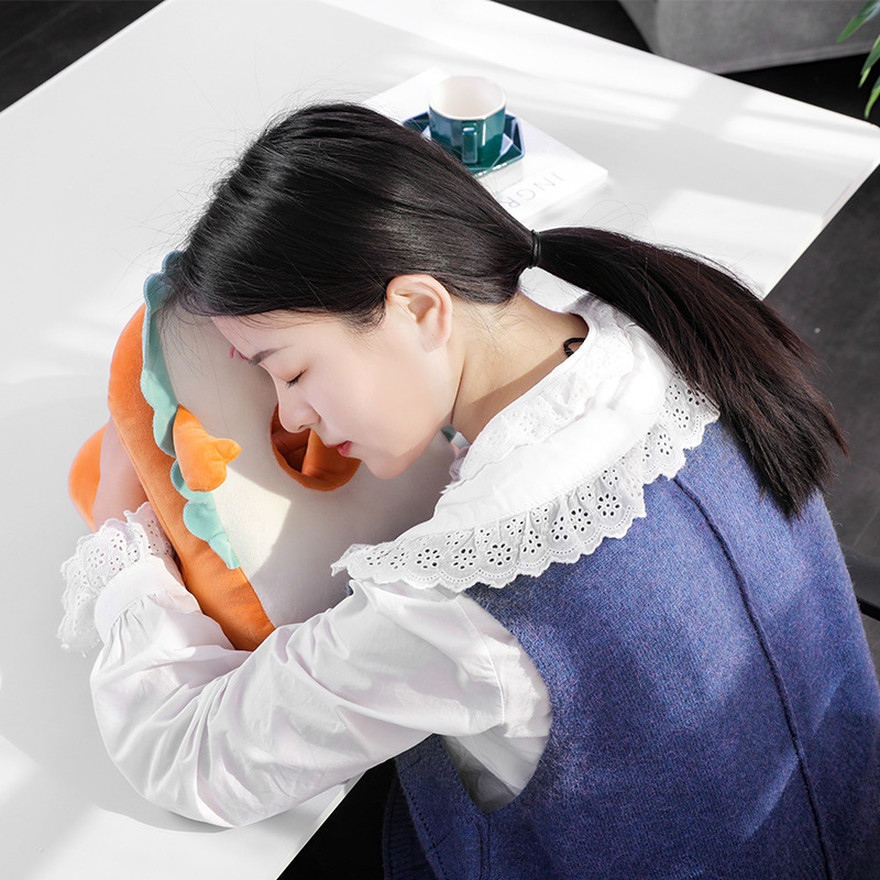 卡通辦公室午睡神器 桌上抱枕兒童趴睡枕 椅子靠枕頭枕趴枕午睡枕