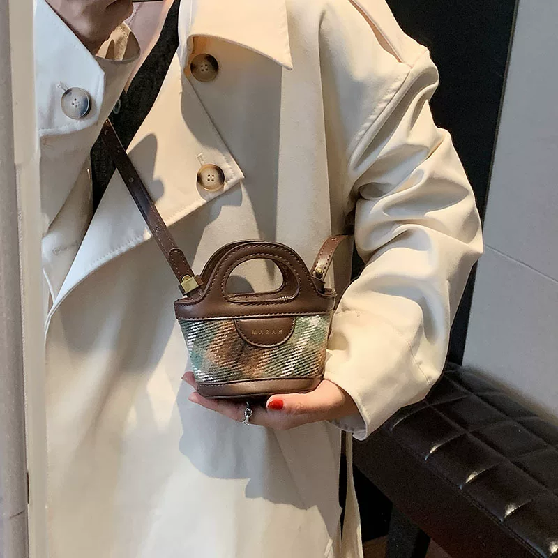 Brand children's small cloth, handheld basket, shoulder bag, internet celebrity, Korean style, South Korea
