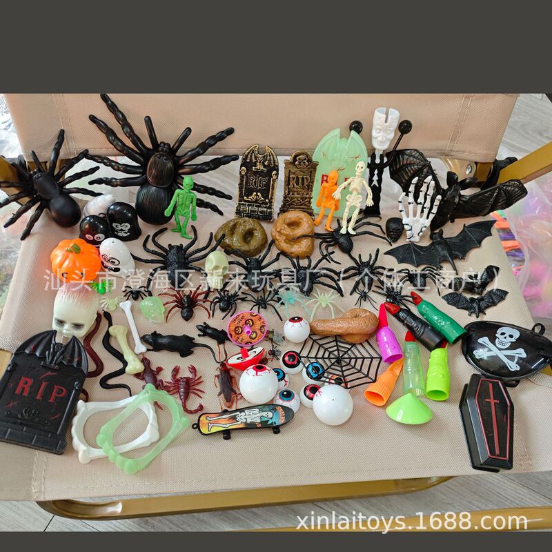 Halloween Decoration Props Spider Tombstone Ghost Death Skull Black Cat Bat Cross-Border Trick Toys Halloween Decoration Props Spider Tombstone Ghost Death Skull Black Cat Bat Cross-Border Trick Toys