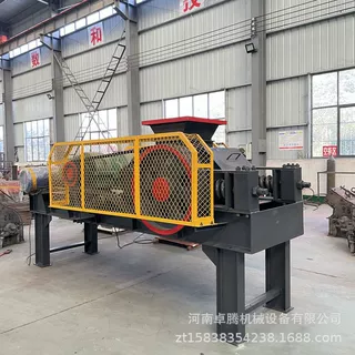 煤矸石石英石辊式制砂机全自动全液压对辊制砂机瓜米石对辊破碎机