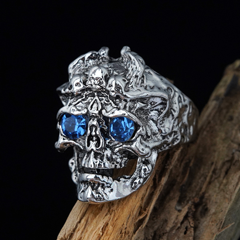 European and American alloy jewelry rings, cross-border personalized and bold men's rings, vintage distressed skull design trendy rings European and American alloy jewelry rings, cross-border personalized and bold men's rings, vintage distressed skull design trendy rings