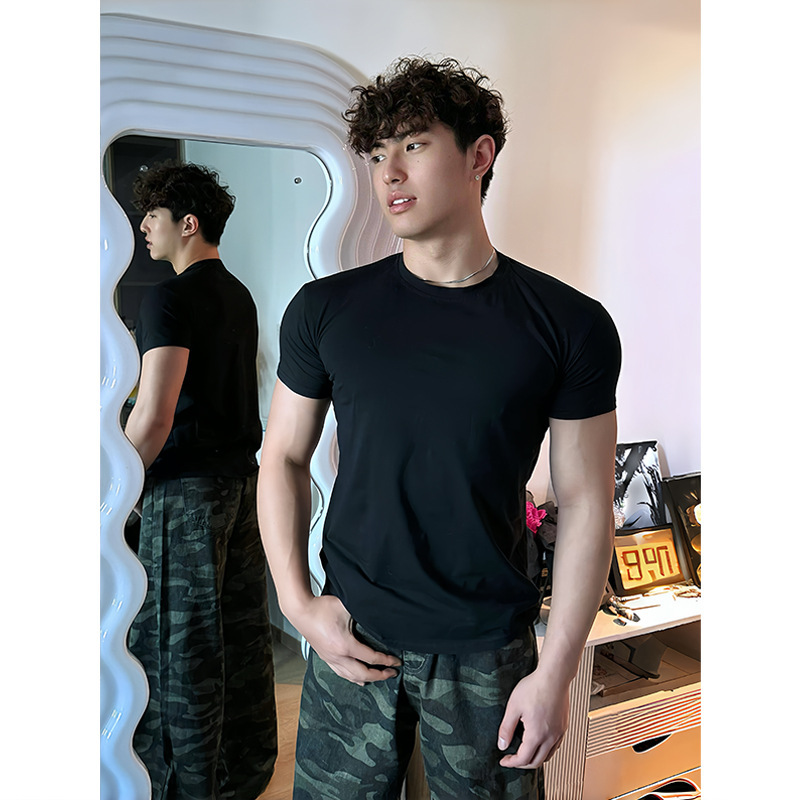 Black Cuffed Fitness Short-Sleeved T-Shirt for Men, Summer Tight-Fitting Waist-Cinching Half-Sleeve Slim Fit Muscle-Showing Training Wear