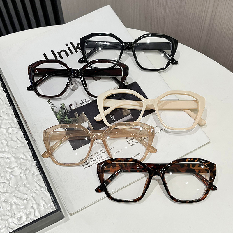 Minimalistyczne okulary retro z filtrem światła niebieskiego_voghion.com