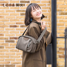 �R����Ʒֱ�lţ�򲼰�б���Ů2025�¿�s�����p��������μ��