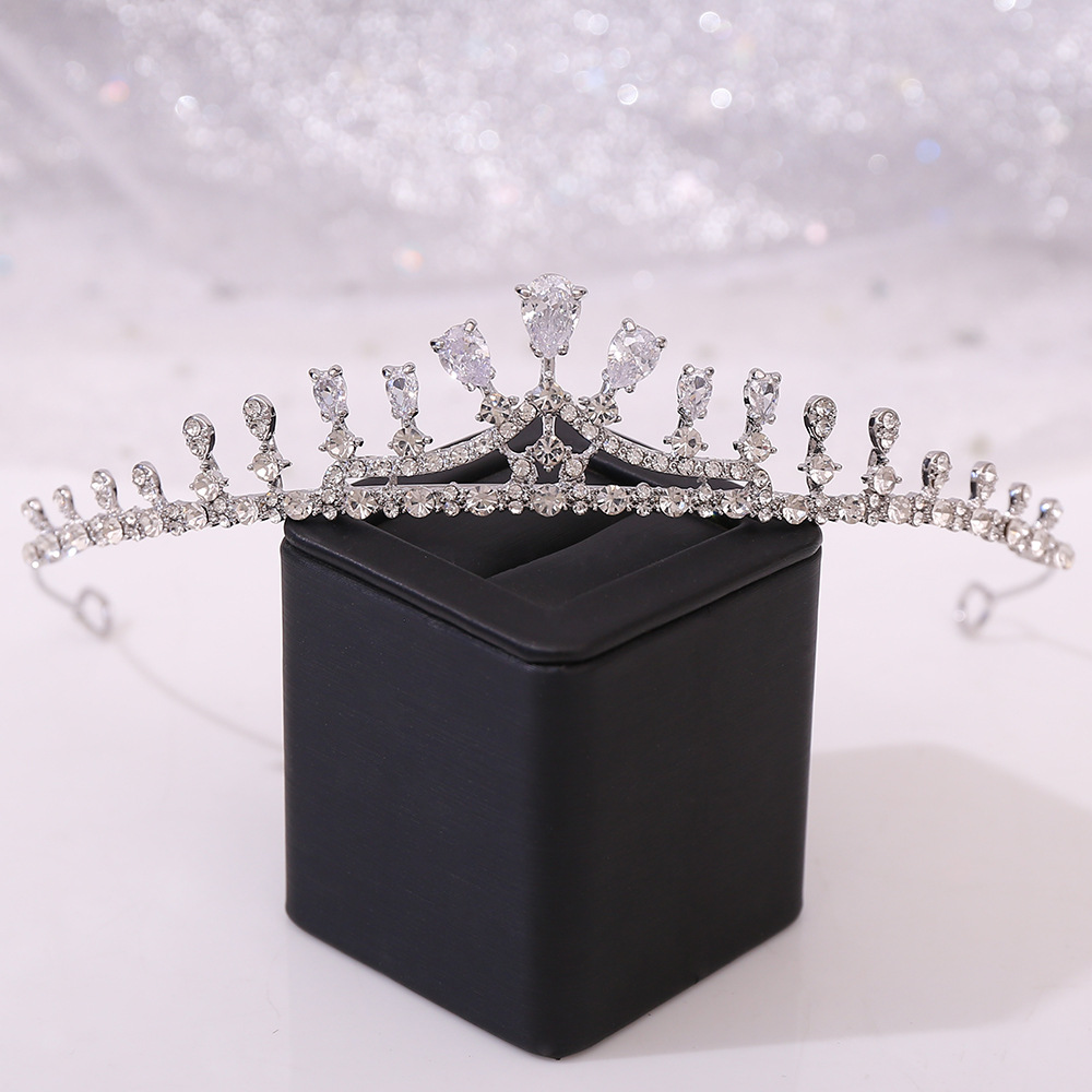 新娘锆石皇冠
