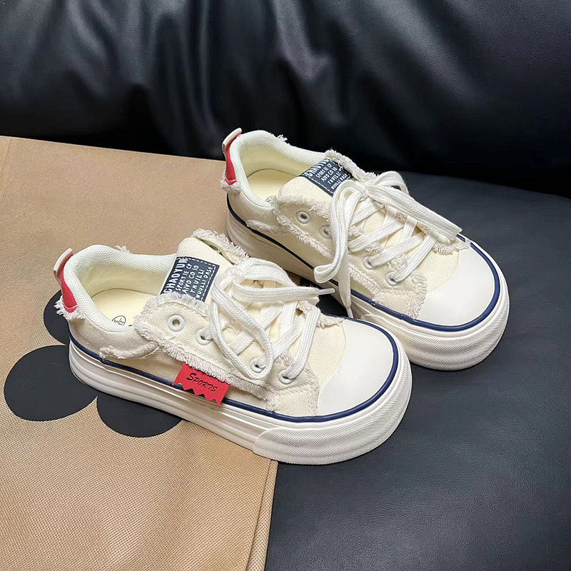 White Canvas Shoes Women's Summer Thin Thick-soled Height-increasing Casual Board Shoes Student Casual Retro Tassel Beggar Shoes White Canvas Shoes Women's Summer Thin Thick-soled Height-increasing Casual Board Shoes Student Casual Retro Tassel Beggar Shoes