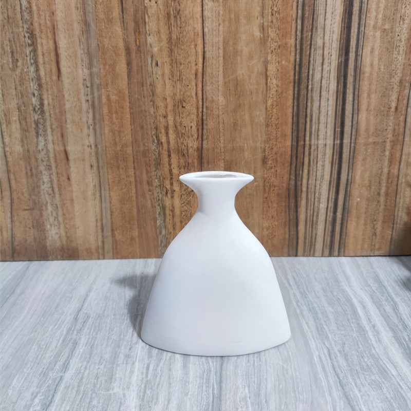 Ceramic Vase Design 7
